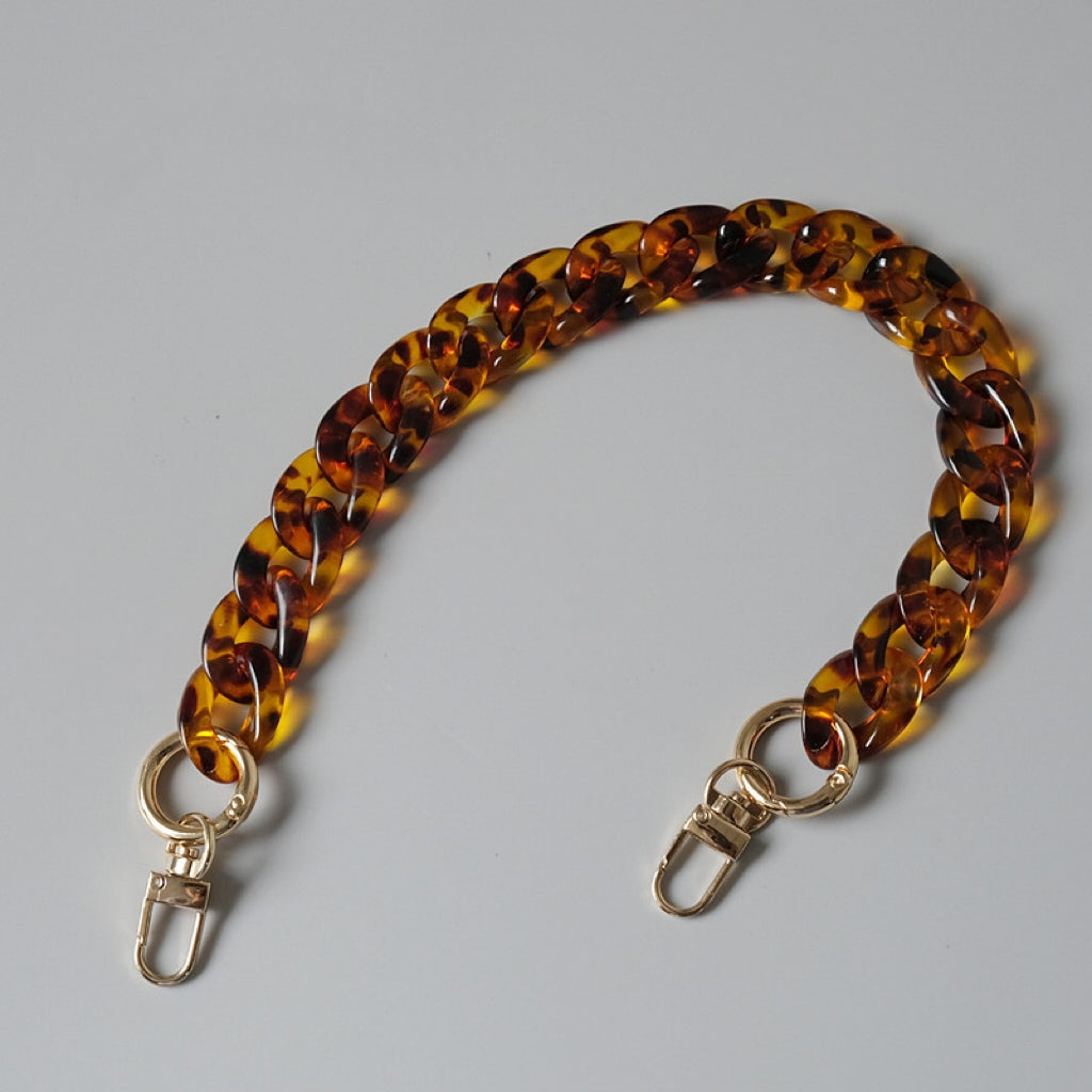 Amber Acrylic Chain – 18" Handle & Decor